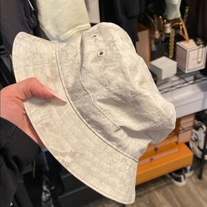 Lulu Hat